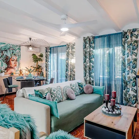 Residencia La Perla By Interhome دينايا