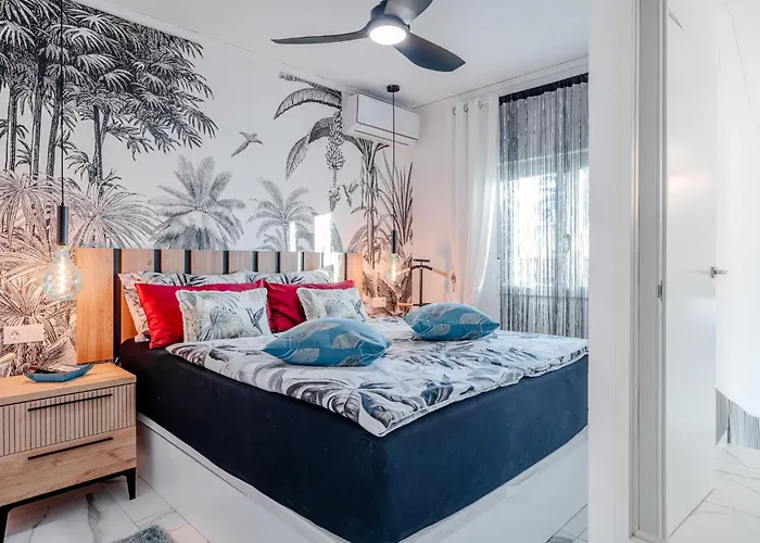 Residencia La Perla By Interhome دينايا